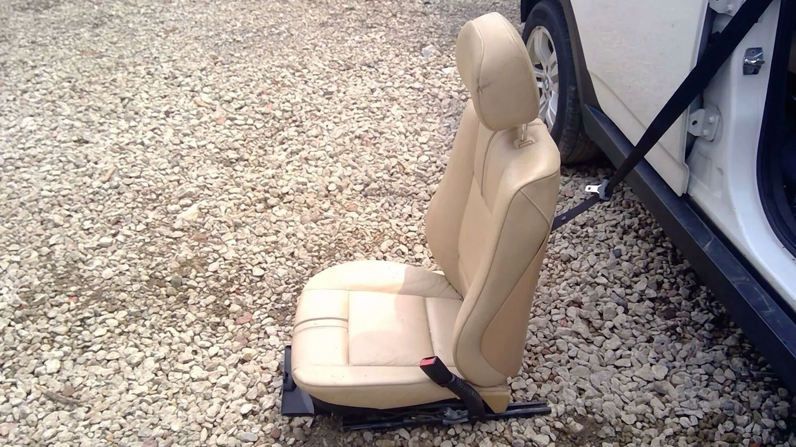 Front Seat BMW X3 04 05 06 07 08 09 10