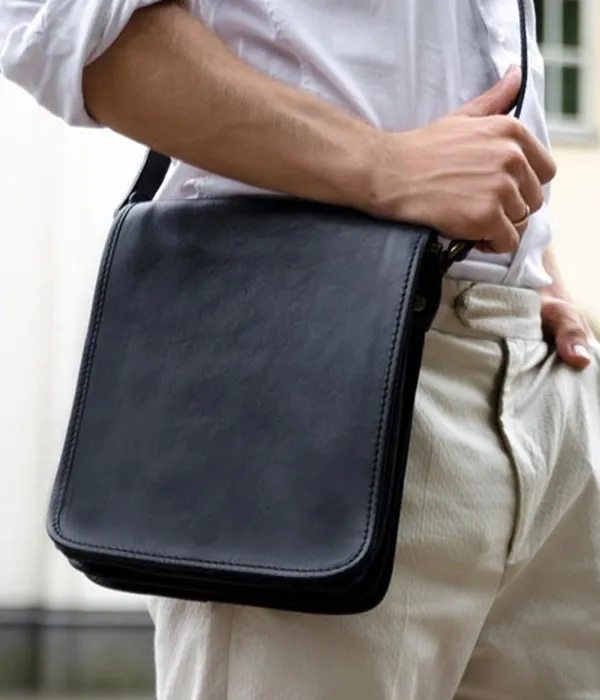 Messenger Bag - Black